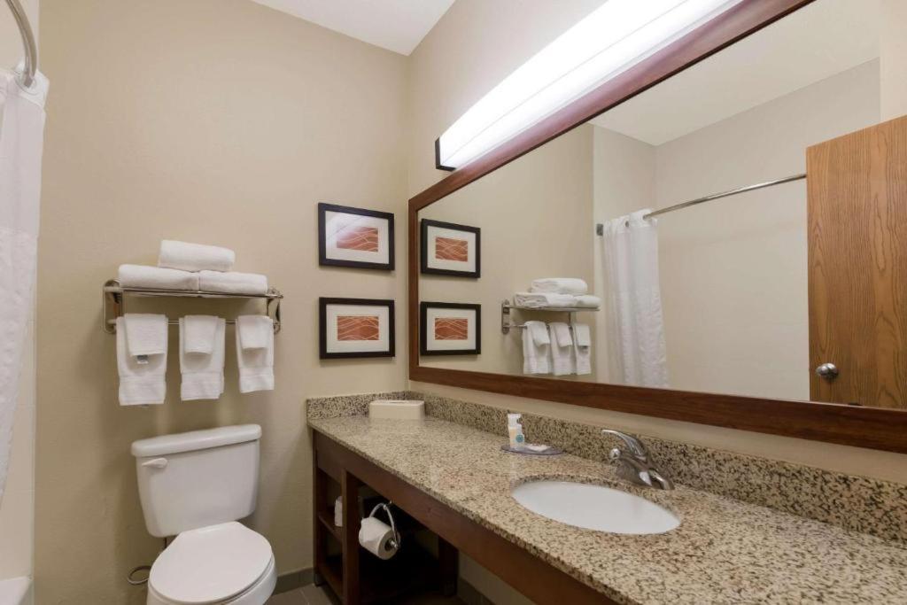 Comfort Inn East Wichita Extérieur photo